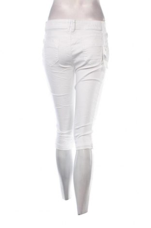 Дамски панталон Haily`s, Размер L, Цвят Бял, Цена 93,00 лв.