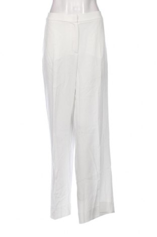 Дамски панталон Intrend, Размер L, Цвят Бял, Цена 128,24 лв.