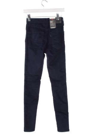 Дамски панталон Levi's, Размер XS, Цвят Син, Цена 31,20 лв.