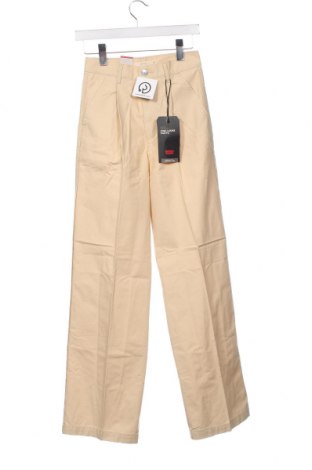 Pantaloni de femei Levi's, Mărime XS, Culoare Bej, Preț 513,16 Lei