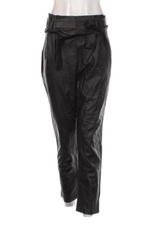 Pantaloni de femei Lola Liza, Mărime M, Culoare Negru, Preț 134,87 Lei