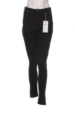 Дамски панталон ONLY, Размер XL, Цвят Черен, Цена 18,60 лв.