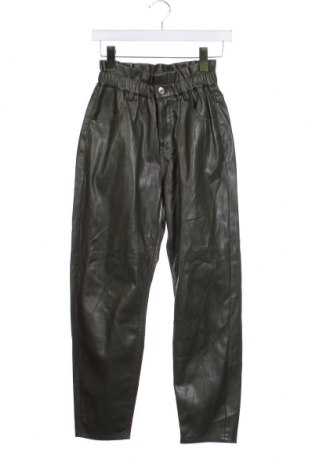 Γυναικείο παντελόνι ONLY, Μέγεθος XS, Χρώμα Πράσινο, Τιμή 4,68 €
