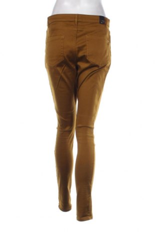 Дамски панталон Orsay, Размер L, Цвят Жълт, Цена 13,92 лв.