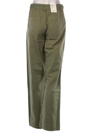 Дамски панталон Pepe Jeans, Размер S, Цвят Зелен, Цена 85,80 лв.