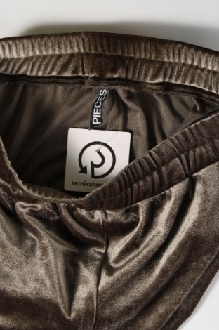 Damenhose Pieces, Größe M, Farbe Grün, Preis € 4,13