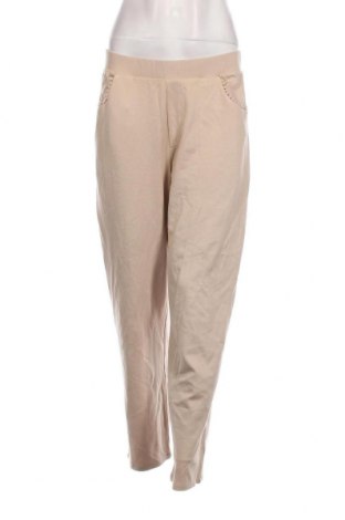 Дамски панталон Privacy, Размер M, Цвят Екрю, Цена 8,41 лв.