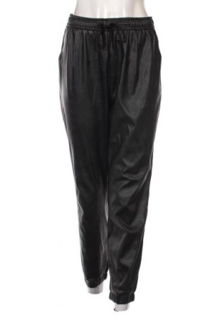 Дамски панталон Pull&Bear, Размер XL, Цвят Черен, Цена 13,05 лв.