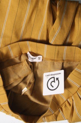 Γυναικείο παντελόνι Pull&Bear, Μέγεθος S, Χρώμα Κίτρινο, Τιμή 3,41 €