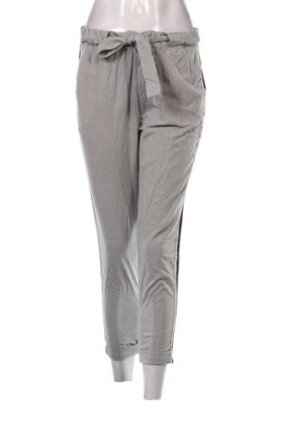 Damenhose Pull&Bear, Größe XS, Farbe Grau, Preis € 5,65
