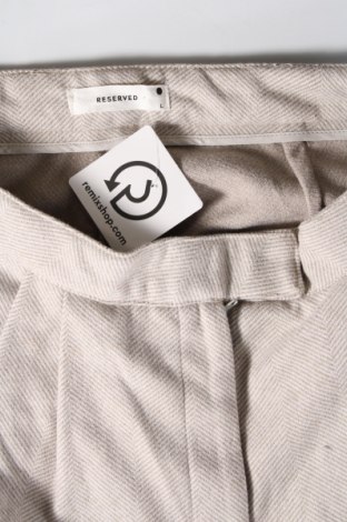 Дамски панталон Reserved, Размер M, Цвят Бежов, Цена 7,83 лв.