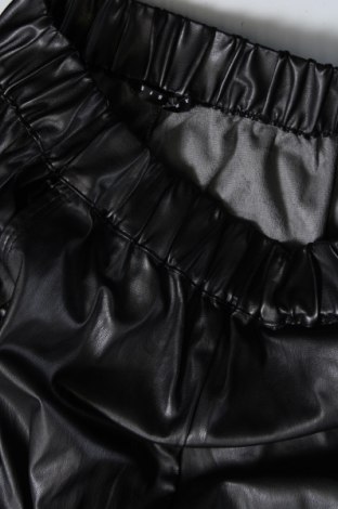 Dámské kalhoty  Sisley, Velikost XS, Barva Černá, Cena  206,00 Kč