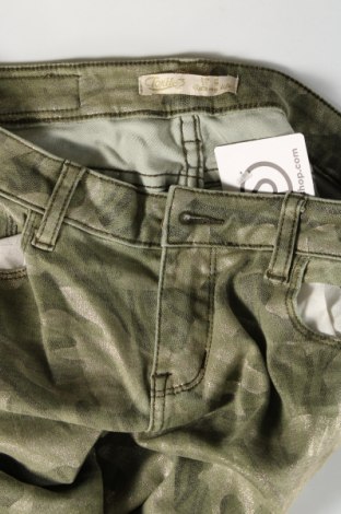 Дамски панталон Toxik 3, Размер M, Цвят Зелен, Цена 6,15 лв.