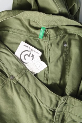 Pantaloni de femei United Colors Of Benetton, Mărime XL, Culoare Verde, Preț 59,62 Lei