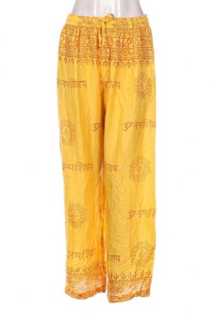 Дамски панталон Urban Outfitters, Размер M, Цвят Жълт, Цена 41,85 лв.