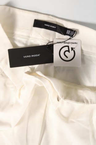 Damskie spodnie Vero Moda, Rozmiar L, Kolor Biały, Cena 165,26 zł
