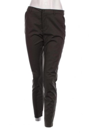 Дамски панталон Vero Moda, Размер M, Цвят Зелен, Цена 7,56 лв.