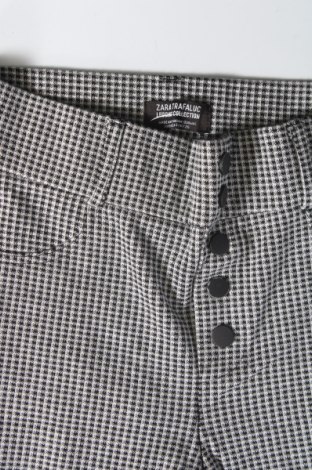 Дамски панталон Zara, Размер S, Цвят Многоцветен, Цена 8,64 лв.