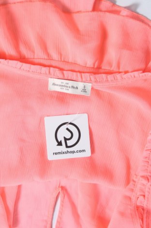 Tricou de damă Abercrombie & Fitch, Mărime S, Culoare Roz, Preț 86,16 Lei