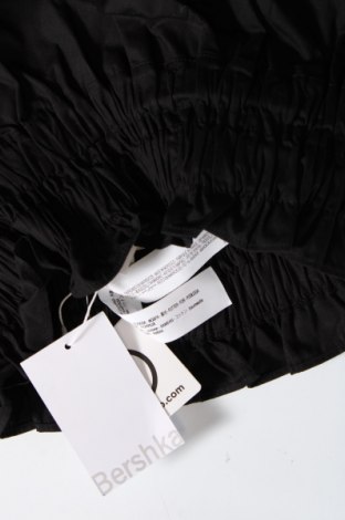 Tricou de damă Bershka, Mărime S, Culoare Negru, Preț 69,08 Lei