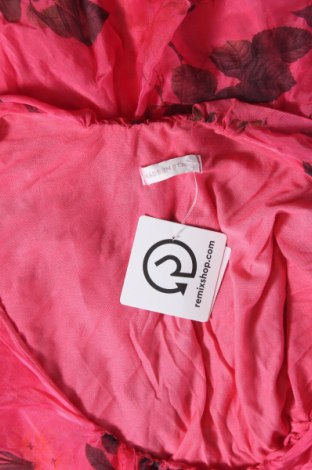 Γυναικείο αμάνικο μπλουζάκι Made In Italy, Μέγεθος M, Χρώμα Ρόζ , Τιμή 3,97 €