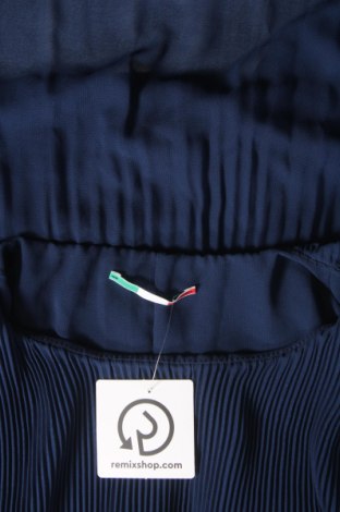 Γυναικείο αμάνικο μπλουζάκι Made In Italy, Μέγεθος S, Χρώμα Μπλέ, Τιμή 7,80 €