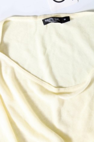 Γυναικείο αμάνικο μπλουζάκι Nasty Gal, Μέγεθος M, Χρώμα Κίτρινο, Τιμή 9,97 €