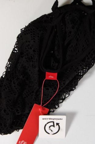 Γυναικείο αμάνικο μπλουζάκι S.Oliver, Μέγεθος S, Χρώμα Μαύρο, Τιμή 3,04 €