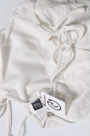 Γυναικείο αμάνικο μπλουζάκι SHEIN, Μέγεθος XS, Χρώμα Λευκό, Τιμή 8,18 €