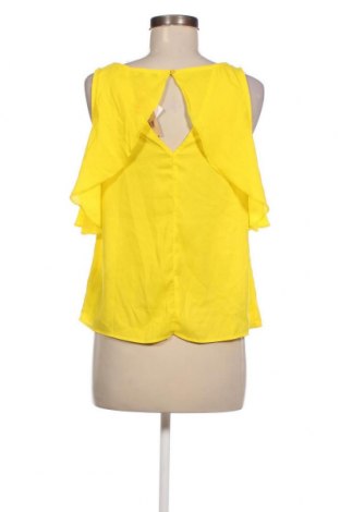 Γυναικείο αμάνικο μπλουζάκι Tally Weijl, Μέγεθος M, Χρώμα Κίτρινο, Τιμή 1,84 €