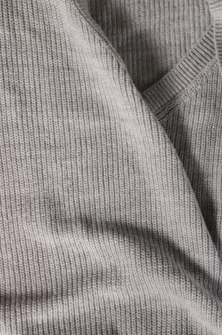 Дамски пуловер, Размер M, Цвят Сив, Цена 8,12 лв.