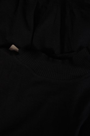 Dámský svetr, Velikost M, Barva Černá, Cena  92,00 Kč