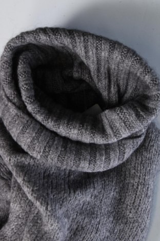 Γυναικείο πουλόβερ, Μέγεθος M, Χρώμα Γκρί, Τιμή 4,50 €