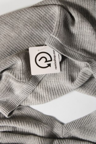 Γυναικείο πουλόβερ, Μέγεθος M, Χρώμα Γκρί, Τιμή 3,46 €