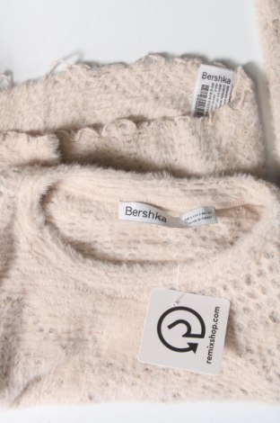 Γυναικείο πουλόβερ Bershka, Μέγεθος S, Χρώμα Εκρού, Τιμή 9,25 €