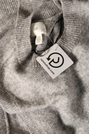 Dámsky pulóver H&M, Veľkosť XS, Farba Sivá, Cena  5,43 €