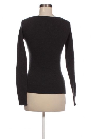 Дамски пуловер Victoria's Secret, Размер S, Цвят Сив, Цена 16,40 лв.