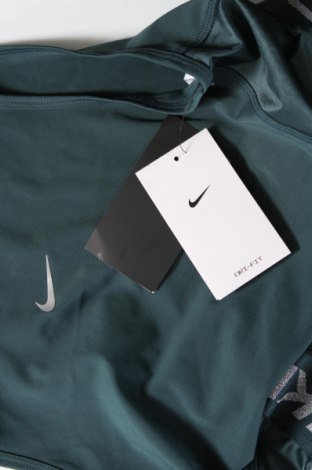 Top sport de damă. Nike, Mărime S, Culoare Verde, Preț 175,61 Lei