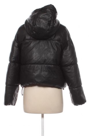 Dámska kožená bunda  Bershka, Veľkosť S, Farba Čierna, Cena  20,56 €