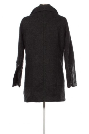 Palton de femei Bershka, Mărime S, Culoare Gri, Preț 205,73 Lei