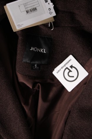 Дамско палто Monki, Размер XL, Цвят Кафяв, Цена 56,70 лв.