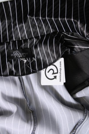 Γυναικείο σακάκι Review, Μέγεθος XL, Χρώμα Μαύρο, Τιμή 18,41 €