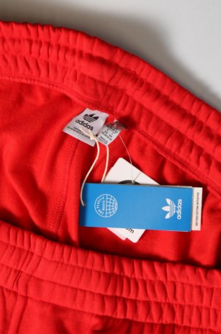 Дамско спортно долнище Adidas Originals, Размер 3XL, Цвят Червен, Цена 41,85 лв.