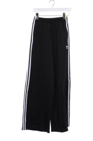 Pantaloni trening de femei Adidas Originals, Mărime XS, Culoare Negru, Preț 134,87 Lei