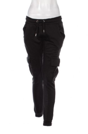 Pantaloni trening de femei Alpha Industries, Mărime M, Culoare Negru, Preț 183,55 Lei