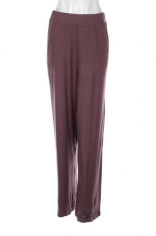 Γυναικείο αθλητικό παντελόνι FILA, Μέγεθος M, Χρώμα Βιολετί, Τιμή 28,76 €