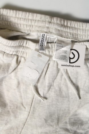 Dámske tepláky H&M Divided, Veľkosť S, Farba Sivá, Cena  16,44 €