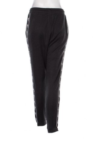Γυναικείο αθλητικό παντελόνι Reebok, Μέγεθος S, Χρώμα Μαύρο, Τιμή 18,22 €