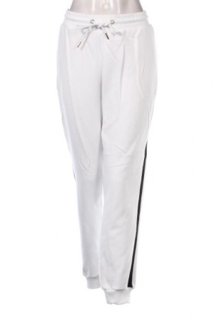 Pantaloni trening de femei Urban Classics, Mărime 4XL, Culoare Alb, Preț 151,97 Lei