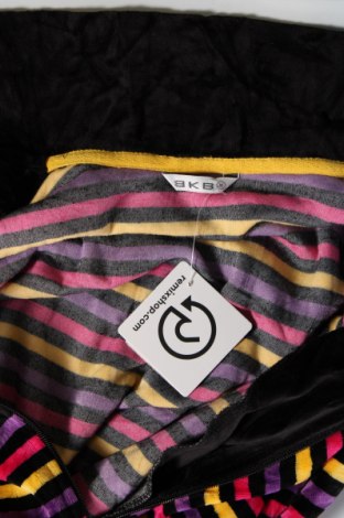 Γυναικεία αθλητική ζακέτα, Μέγεθος M, Χρώμα Πολύχρωμο, Τιμή 4,82 €